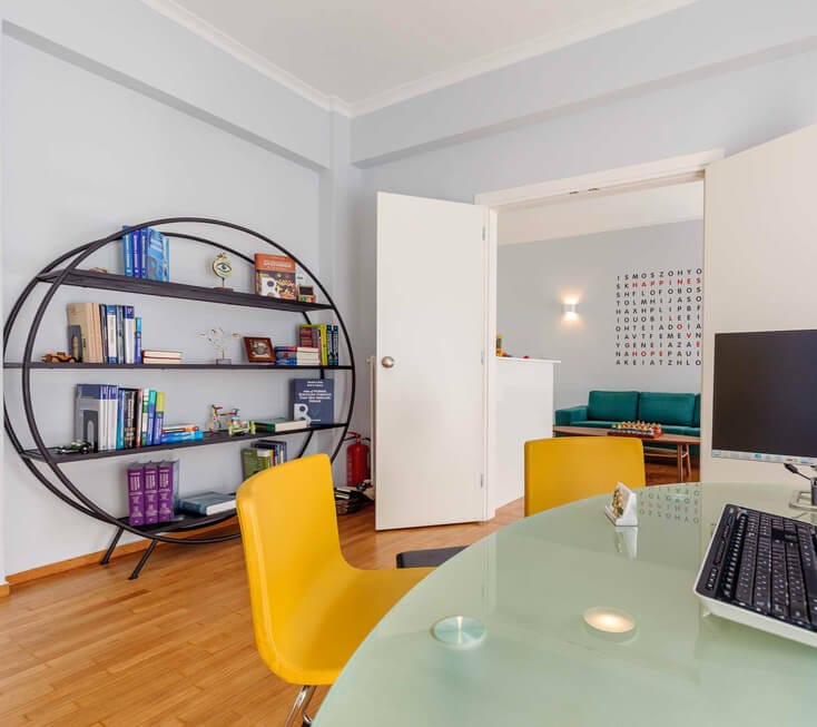 grafeio-yperixou-paidon